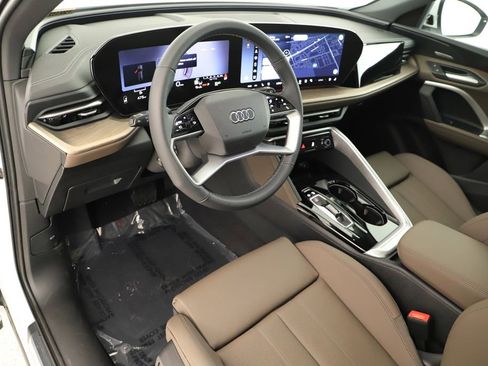 New 2026 Audi Q5 Premium Plus image 15