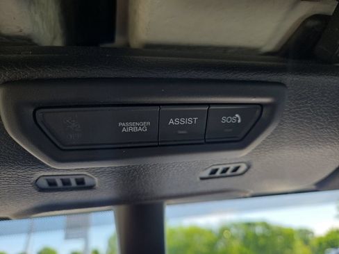 Used 2023 Jeep Gladiator Mojave w/ Cold Weather Group AWD/4WD image 78
