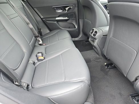 New 2026 Mercedes-Benz GLC 300 4MATIC image 28