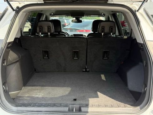 Used 2020 GMC Terrain SLT image 26