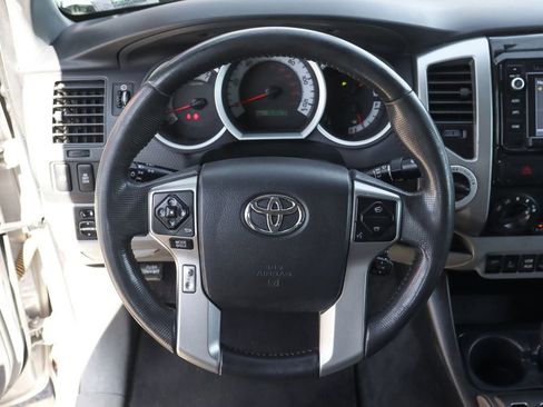 Used 2014 Toyota Tacoma Base w/ TRD Off-Road Package image 22