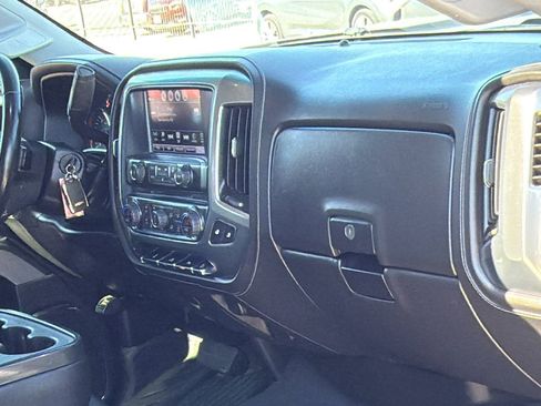 Used 2019 Chevrolet Silverado 2500 LTZ w/ Midnight Edition image 26