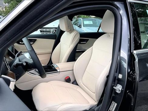 Used 2026 Mercedes-Benz C 300 4MATIC Sedan image 6