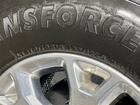 Used 2024 RAM 3500 Laramie image 32