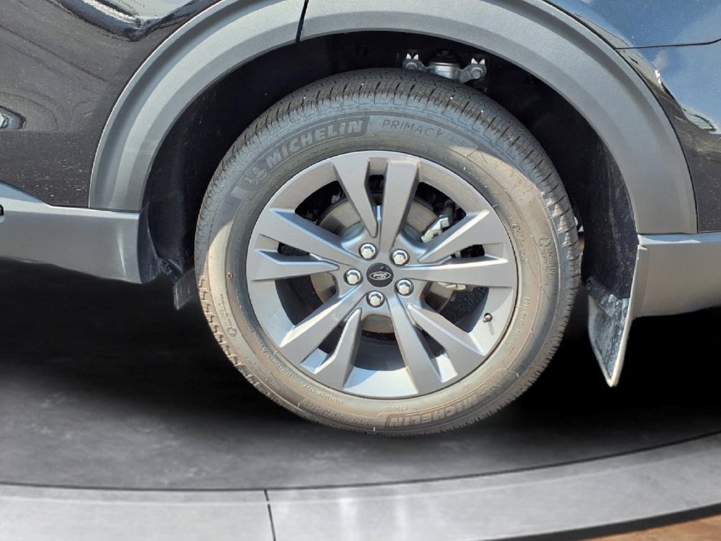 New 2026 Ford Explorer Active w/ Active Comfort Package AWD/4WD image 17