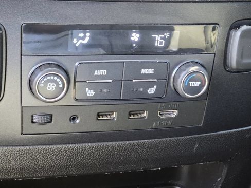 Used 2019 Chevrolet Tahoe LT AWD/4WD image 41
