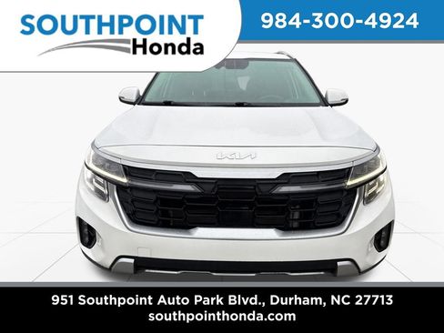 Used 2024 Kia Seltos SX image 2