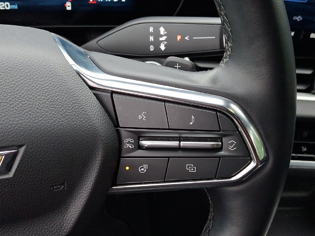Used 2026 Chevrolet Equinox LT AWD/4WD image 22