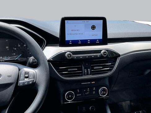 Used 2021 Ford Escape SE FWD image 8