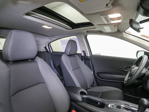 Used 2022 Honda HR-V EX image 18