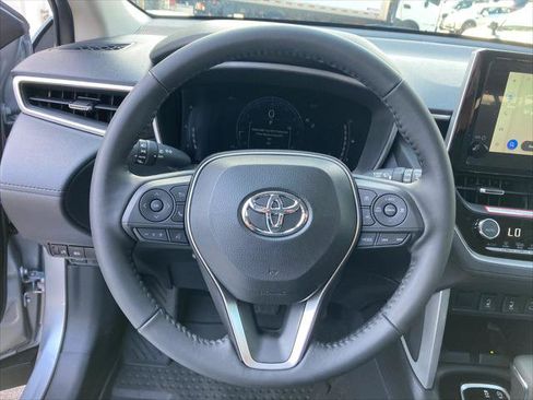 Certified 2024 Toyota Corolla Cross XLE w/ Convenience Package FWD image 22