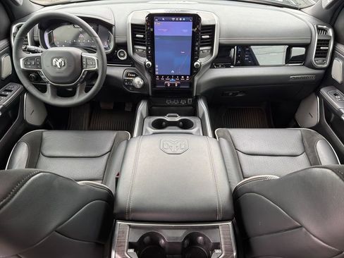 Used 2025 RAM 1500 Laramie w/ Night Edition image 26