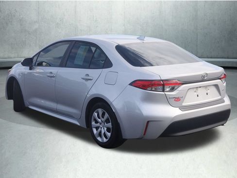 Used 2025 Toyota Corolla LE FWD image 24