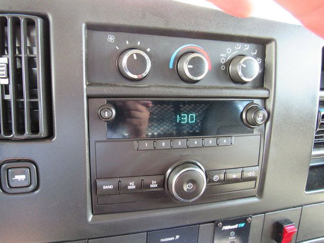 Used 2013 Chevrolet Express 2500 RWD image 34