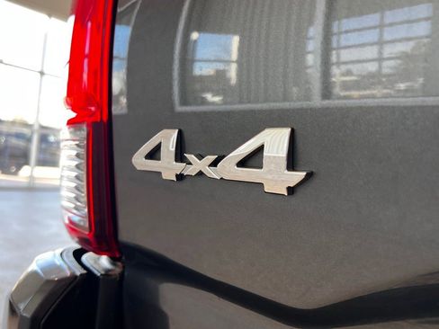 Used 2021 Toyota Tacoma SR image 14