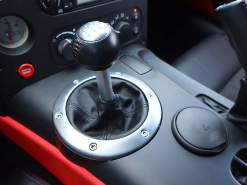 Used 2010 Dodge Viper SRT-10 w/ Protection Group RWD image 8