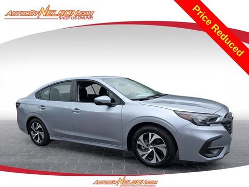 Used 2025 Subaru Legacy Premium AWD/4WD image 1