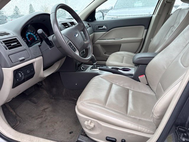 Used 2010 Ford Fusion SEL FWD image 10