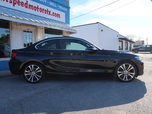 Used 2018 BMW 230i Coupe image 4