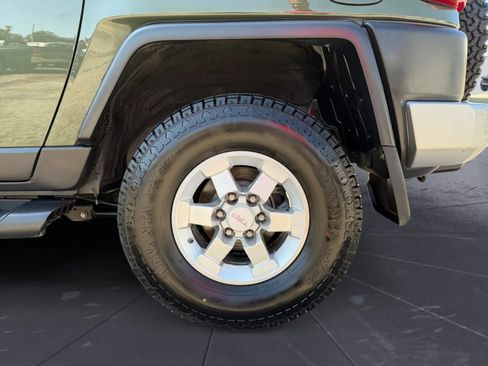 Used 2011 Toyota FJ Cruiser 4WD w/ Convenience Pkg image 31
