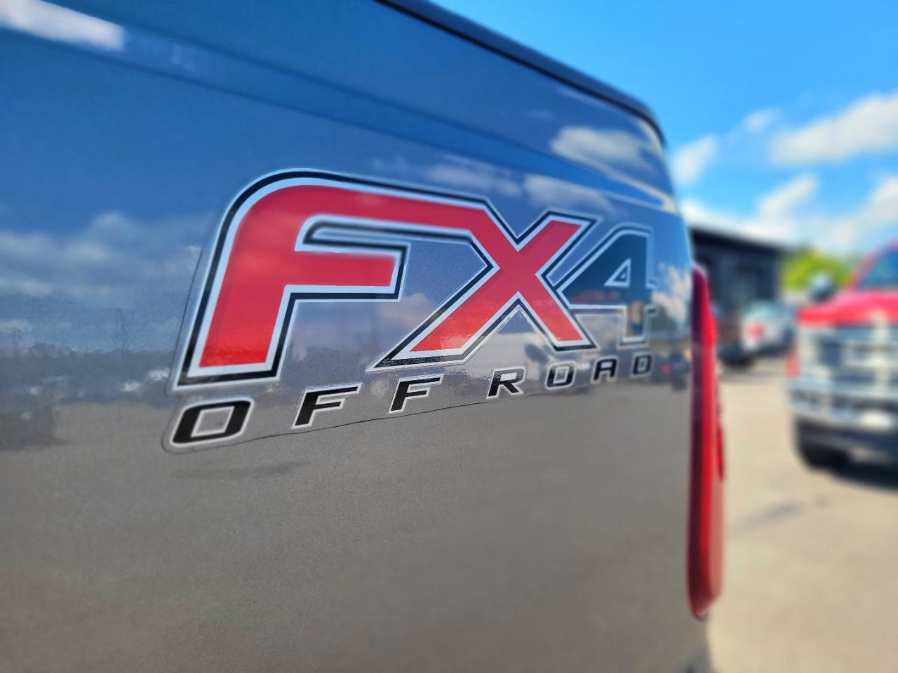 Used 2012 Ford F250 XLT w/ XLT Premium Pkg AWD/4WD image 15