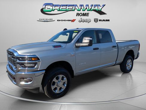 New 2026 RAM 2500 Big Horn AWD/4WD image 4