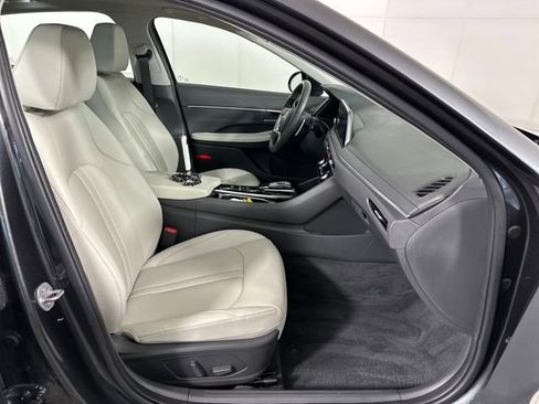 Used 2023 Hyundai Sonata Limited image 28