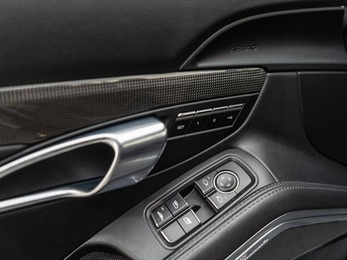 Used 2019 Porsche 911 Turbo S image 89