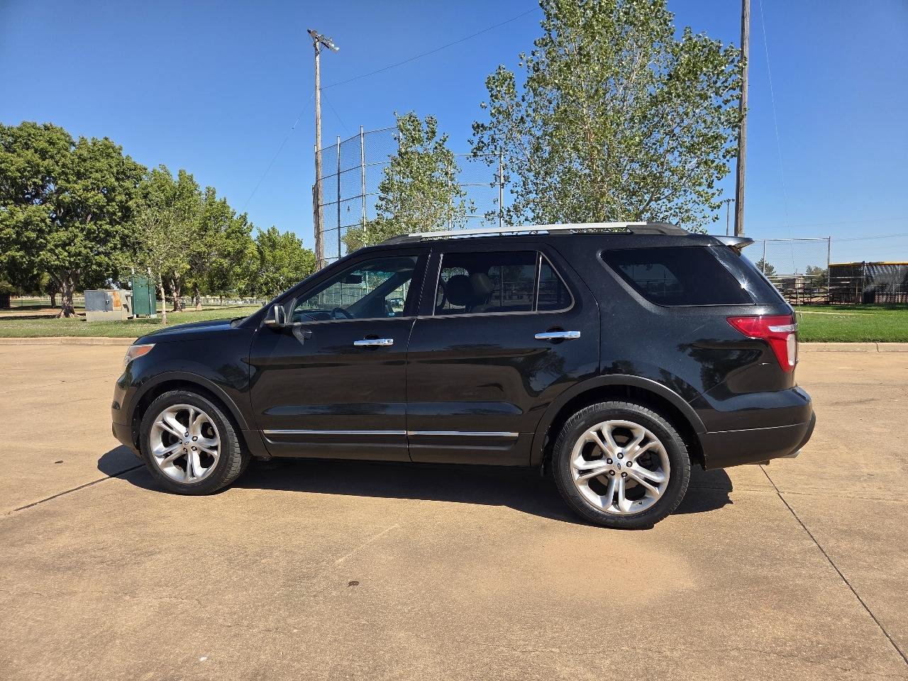 Used 2012 Ford Explorer Limited FWD image 5