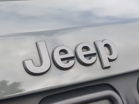 Used 2022 Jeep Compass Trailhawk image 13