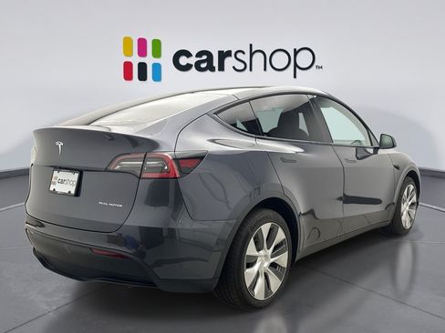 Used 2021 Tesla Model Y Long Range AWD/4WD image 5