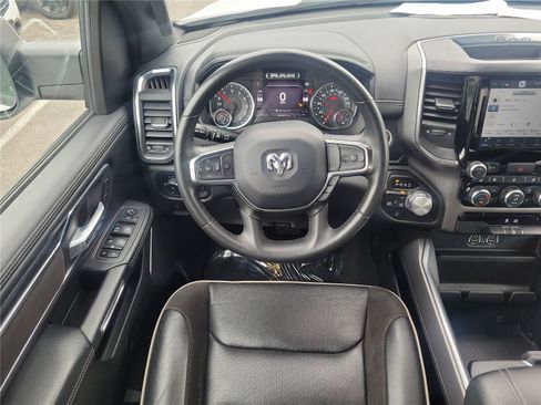Used 2024 RAM 1500 Laramie AWD/4WD image 11