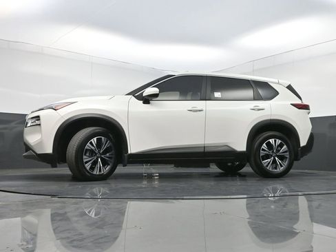 Used 2023 Nissan Rogue SV FWD image 26