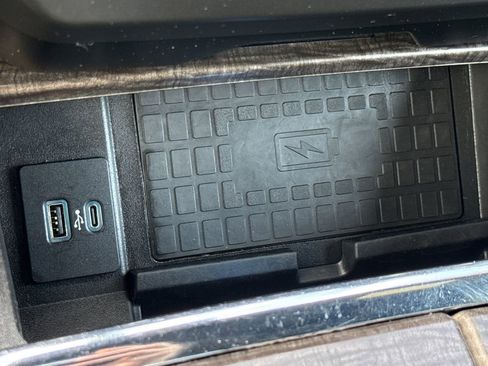 Certified 2021 Ford Expedition Max Limited image 25