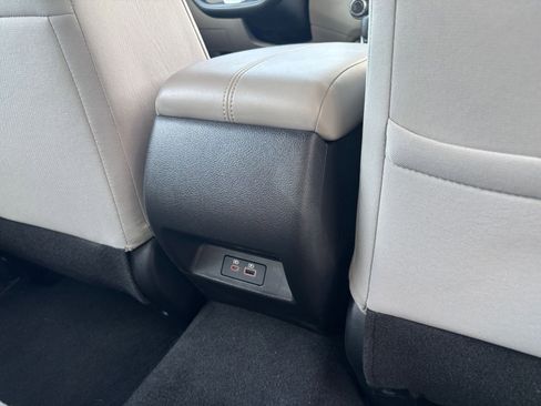 Used 2025 Nissan Altima 2.5 SV FWD image 23