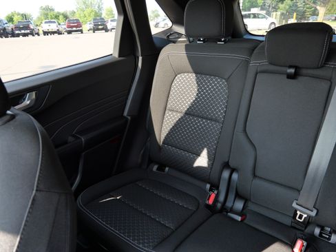 Used 2024 Ford Escape Active w/ Tech Pack #2 AWD/4WD image 12