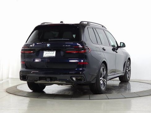 Used 2026 BMW X7 xDrive40i AWD/4WD image 8