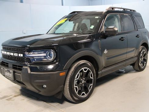 Used 2025 Ford Bronco Sport Outer Banks w/ Outer Banks Tech Package+ AWD/4WD image 26