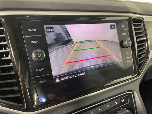 Used 2022 Volkswagen Atlas SE image 8