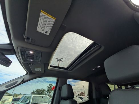 Used 2020 GMC Sierra 1500 SLT w/ SLT Premium Plus Package image 12