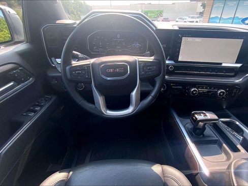 Used 2024 GMC Sierra 1500 SLT w/ SLT Premium Plus Package AWD/4WD image 5