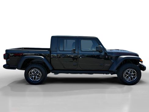 Used 2024 Jeep Gladiator Rubicon AWD/4WD image 6