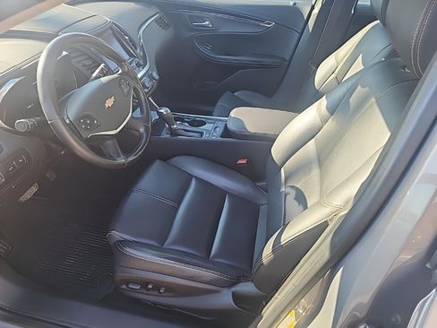 Used 2019 Chevrolet Impala LT w/ LT Leather Package image 12