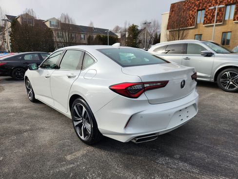 Certified 2025 Acura TLX w/ Technology Package image 3