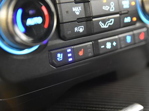 Used 2018 Ford F150 Raptor w/ Equipment Group 802A Luxury AWD/4WD image 30