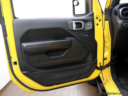 Used 2019 Jeep Wrangler Sport AWD/4WD image 29