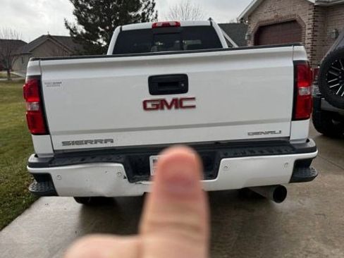 Used 2016 GMC Sierra 3500 Denali w/ Duramax Plus Package image 2