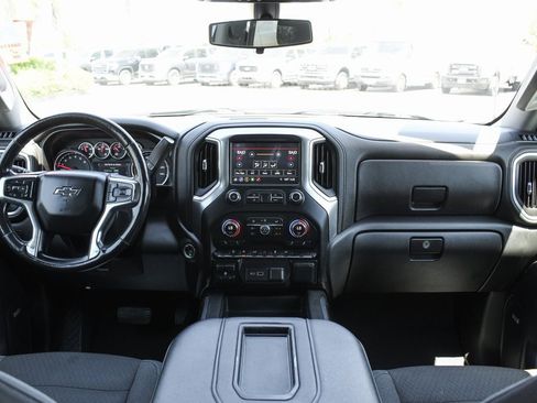 Used 2019 Chevrolet Silverado 1500 RST image 26