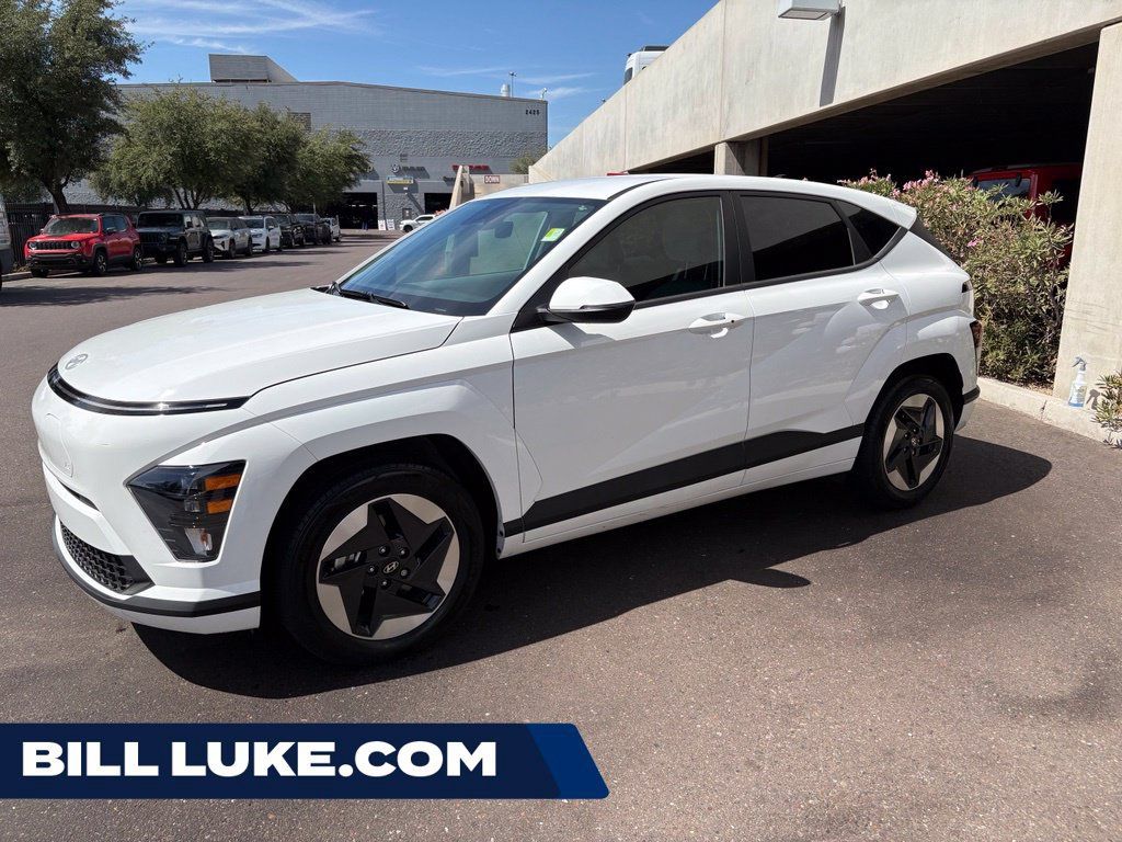 Used 2024 Hyundai Kona SE FWD image 1
