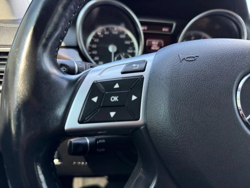 Used 2015 Mercedes-Benz GL 450 4MATIC image 28